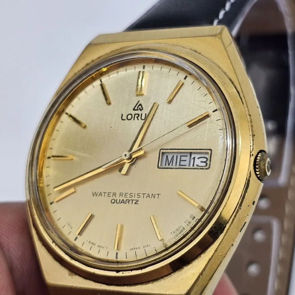 VTG Lorus Men's Watch 36MM Gold Dial DayDate New Black Leather Bands New Battery